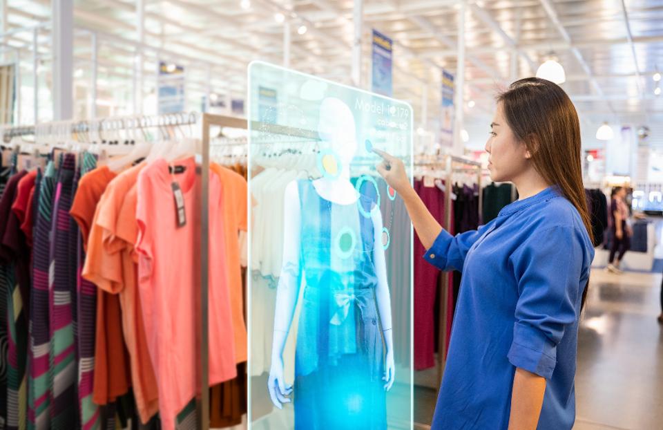 The Top 10 Technology Trends In Retail- How Tech Will Transform Shopping In 2020 - dealsinretail
