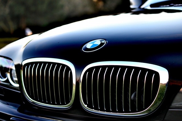 BMW Signed a € 540m Deal with a Chinese Company - deals in retail